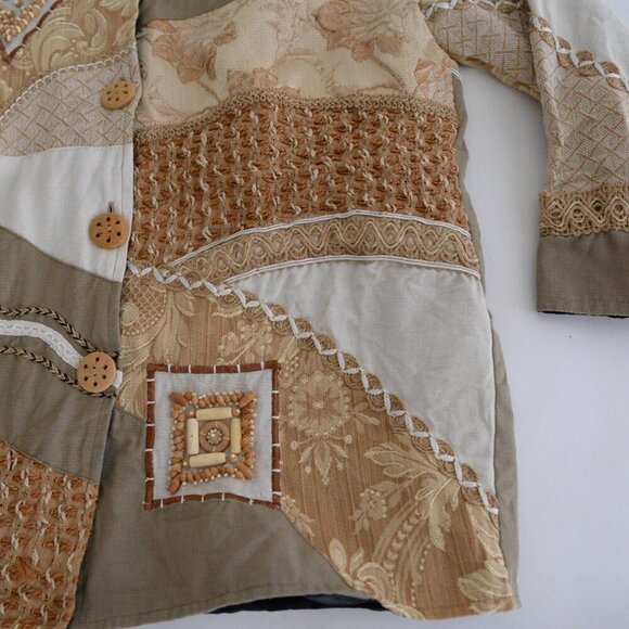 Vintage Allure Tan Cream Embroidered Floral Patchwork Beaded Button Jacket M - Picture 6 of 10